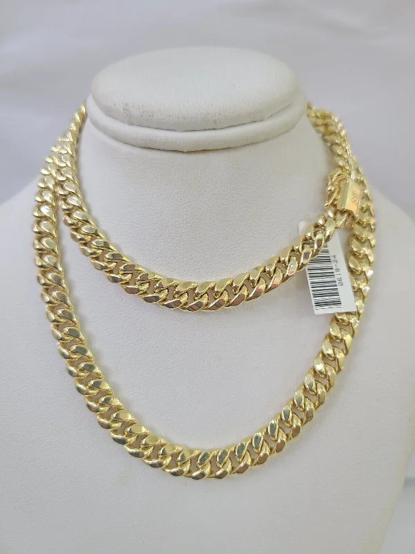 Personalized necklaces and pendants with coordinates for a meaningful location-based gift-Trendy collar necklaces for fashion-forward looks -10k Miami Cuban Link Chain Yellow Gold 7mm Necklace 20-28 Inches Real