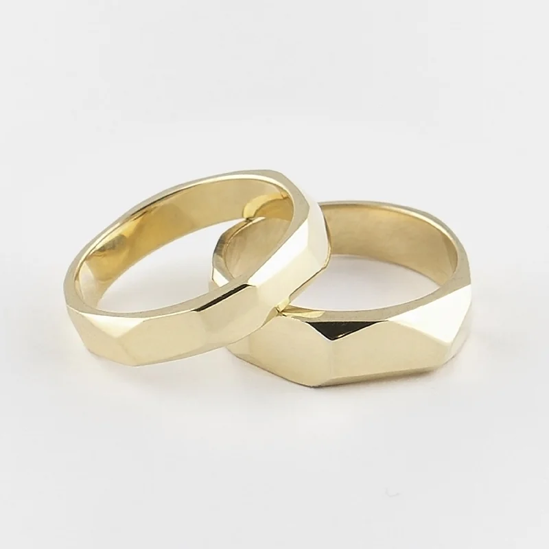 Rings with hematite for sleek metallic sheen -Wild Stack Rings in Gold