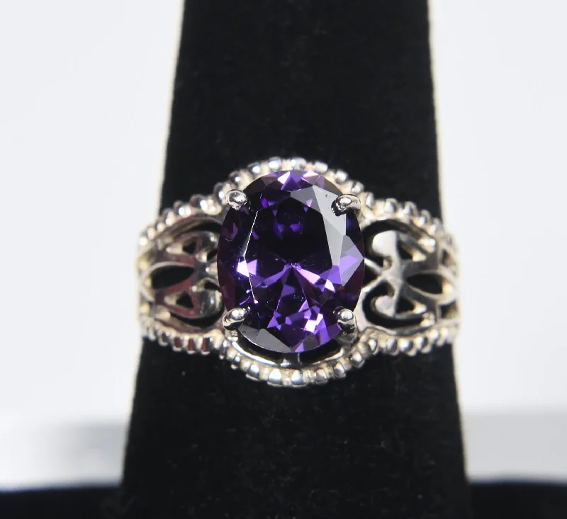 Minimalist rings with tiny diamond dot accents -Sterling Silver Amethyst Pierced Design Ring - Size 7