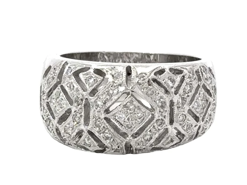 Rings with gothic-inspired skull motif details -14k White Gold Concave Band Diamond Ring