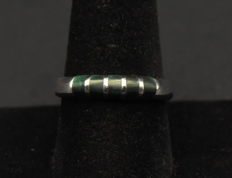 Rings with aventurine gems for green luck -Vintage Inlaid Malachite Sterling Silver Ring - Size 9.25