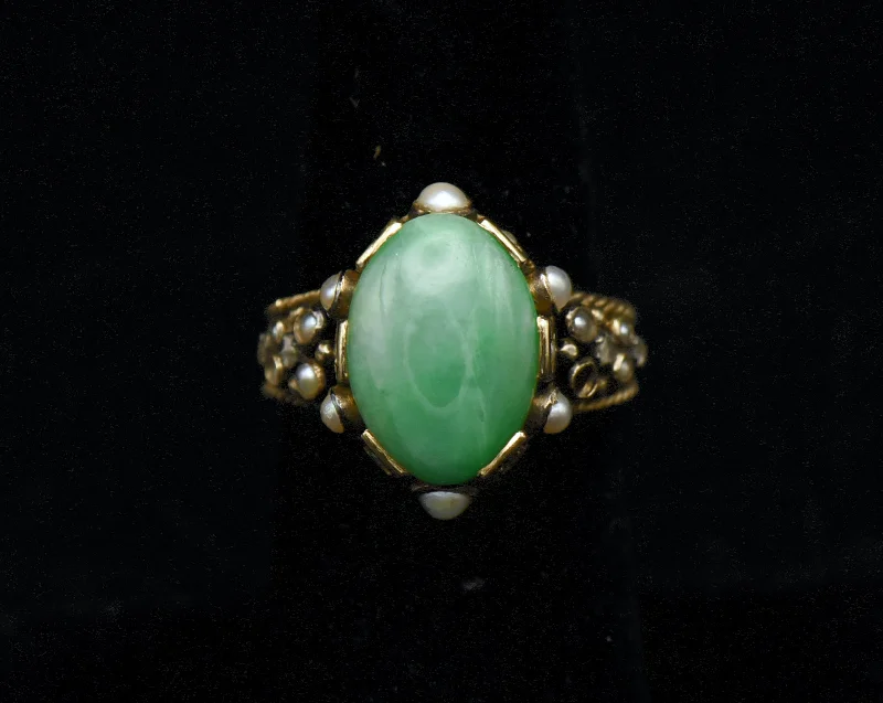 Rings with labradorite stones for mystic flash -Vintage 18k Gold, Jade, Diamonds and Pearls Ring - Size 6.25