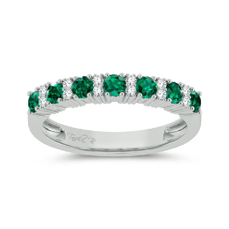 Hoop earrings with leather accents for a sleek and bold combination-14K 0.10ct Diamond Emerald Ring