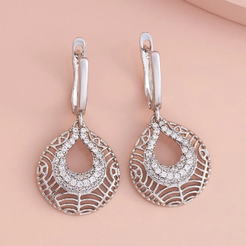 Hoop earrings with oversized pearl accents for a statement-making look-Trendy Earring 179441