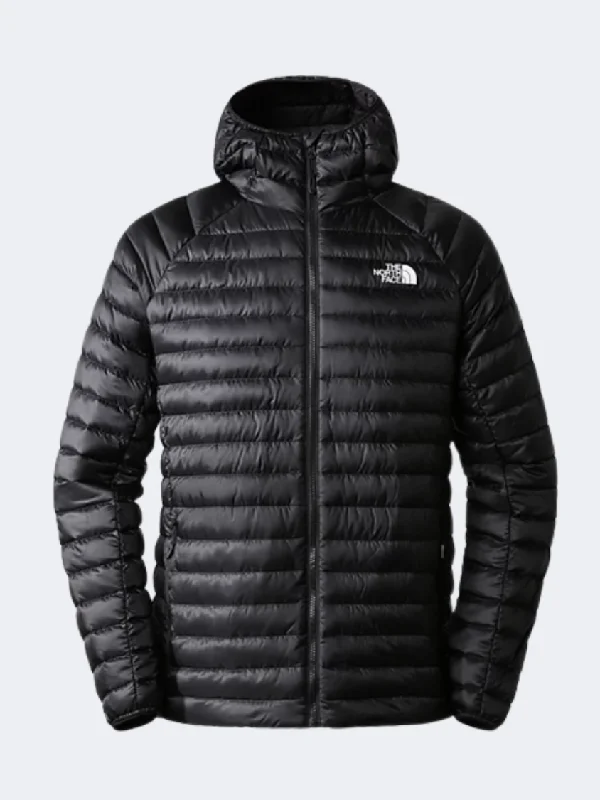 Padded Jackets for Extra Warmth -Best jackets for traveling -The North Face Bettaforca Down Men Lifestyle Jacket Black