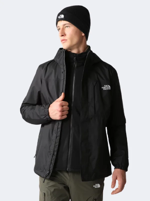 Windbreaker Jackets for Windy Days -Lightweight jackets for spring -The North Face Quest Triclimate Men Hiking Jacket Black